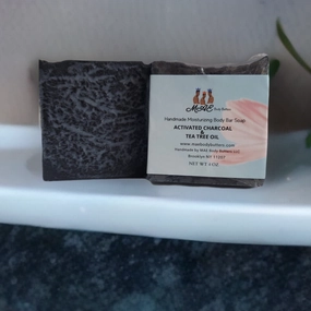 Activated Charcoal with Tea Tree Oil