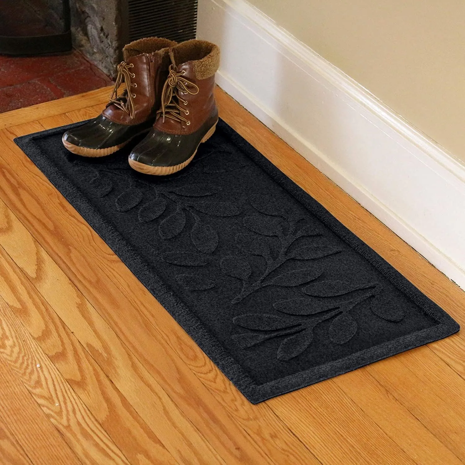 Bungalow Flooring Waterhog Indoor/Outdoor Boot Tray, 15 by 36 inches, Made in USA, Skid Resistant, Easy to Clean, Catches Water and Debris, Brittney Leaf Pattern, Charcoal
