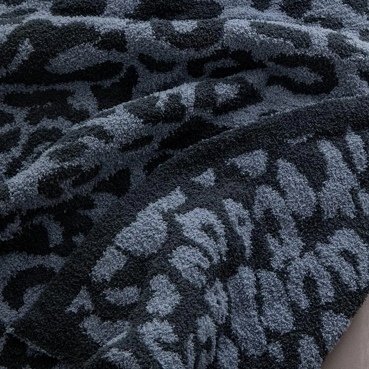 MH MYLUNE HOME Ultra Soft Leopard Throw Blanket (50x60 inches) Microfiber Blanket Plush Warm Reversible Cheetah Blanket Leopard Pattern Throw for Couch Bed Sofa - Dark Blue and Charcoal Gray, 50"x60"