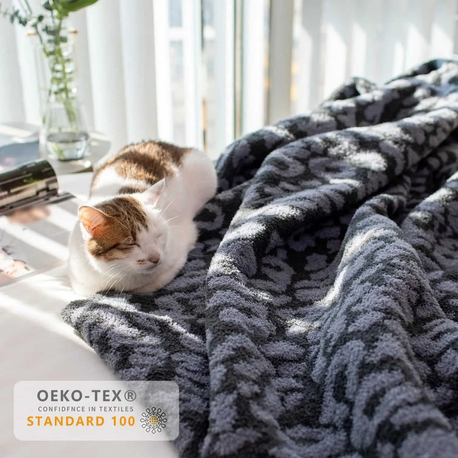 MH MYLUNE HOME Ultra Soft Leopard Throw Blanket (50x60 inches) Microfiber Blanket Plush Warm Reversible Cheetah Blanket Leopard Pattern Throw for Couch Bed Sofa - Dark Blue and Charcoal Gray, 50"x60"