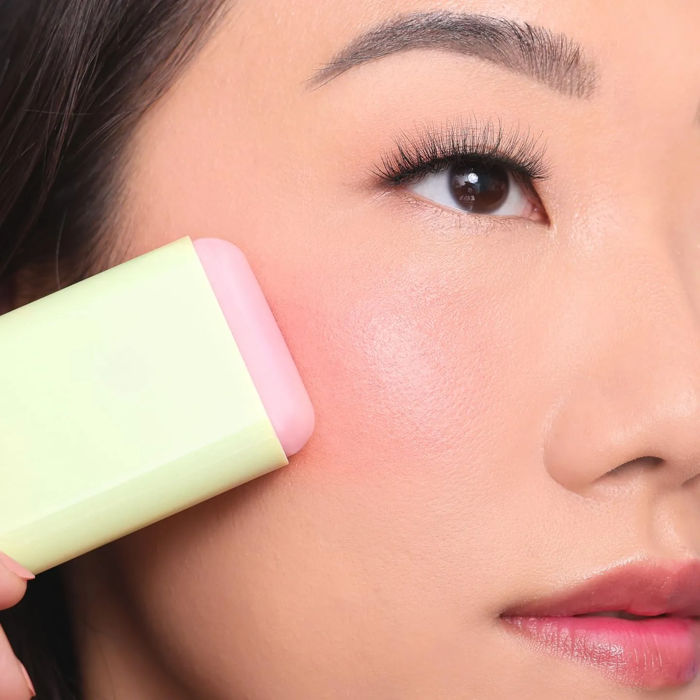 Pixi On-the-Glow Blush - CheekTone, pH Reactive Hydrating Tinted Moisture Blush Stick with Ginseng, Aloe Vera & Fruit Extracts, For Cheeks & Lips, 19g / 0.6oz, Paraben-Free