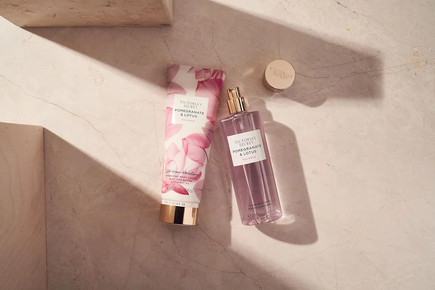 Victoria's Secret Pomegranate & Lotus 8oz Hydrating Body Lotion